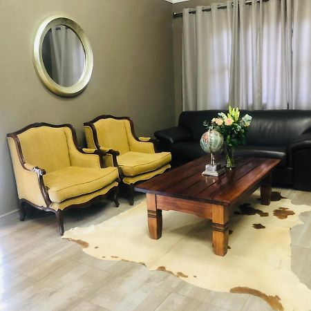 Nongoma Lodge & Inn Cc Kültér fotó