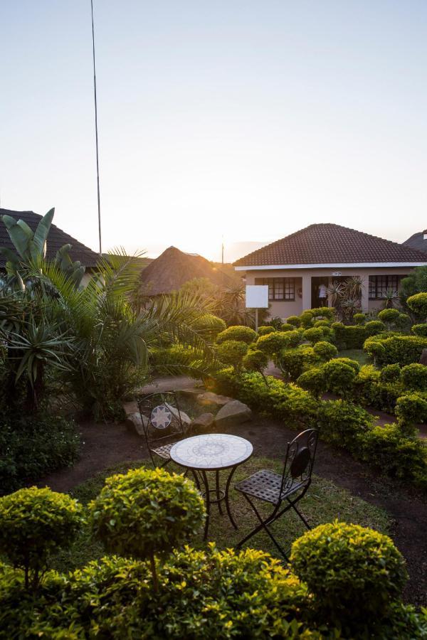 Nongoma Lodge & Inn Cc Kültér fotó