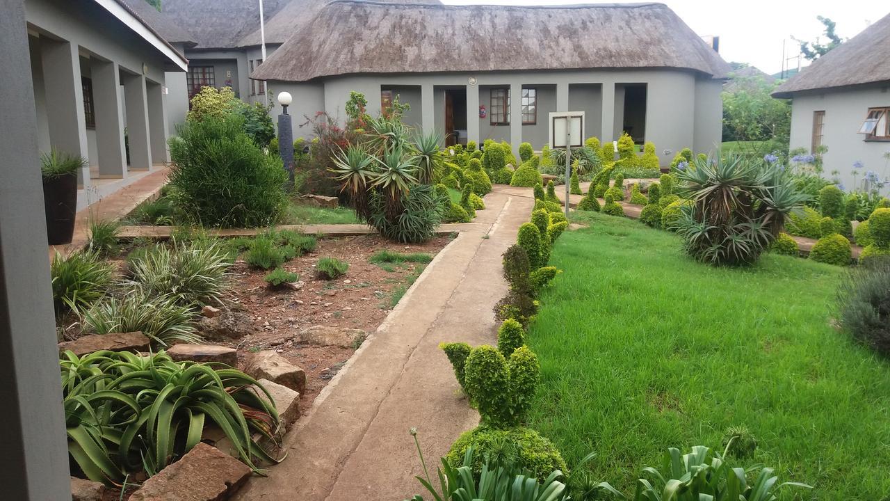 Nongoma Lodge & Inn Cc Kültér fotó