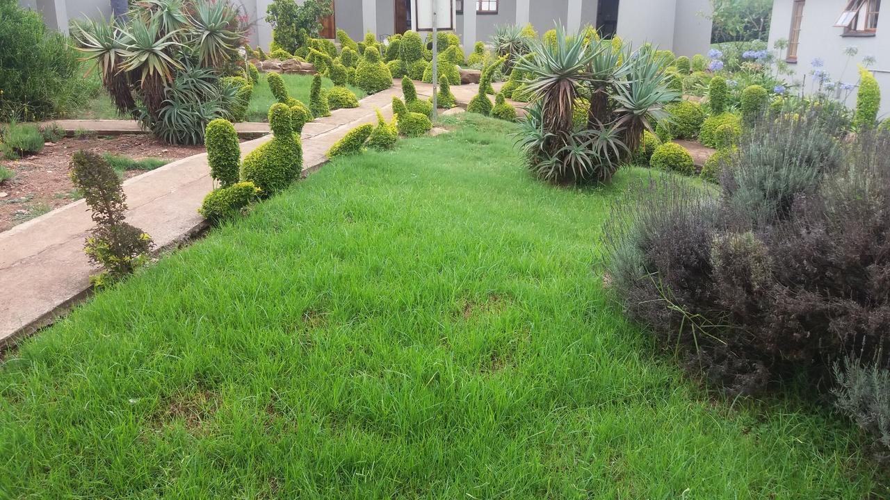Nongoma Lodge & Inn Cc Kültér fotó